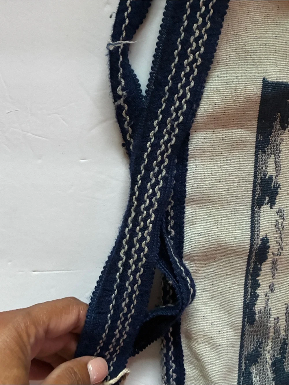 Vintage España Beige and Navy Shoulder Bag